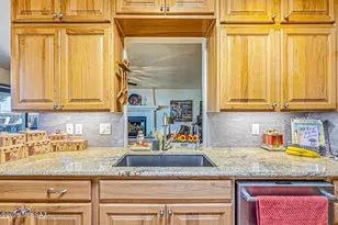 1049 W Placita Refinada, Green Valley, AZ 85614 - Photo 12