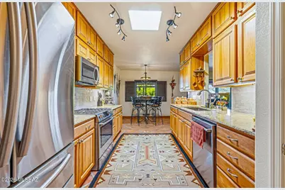 1049 W Placita Refinada, Green Valley, AZ 85614 - Photo 14