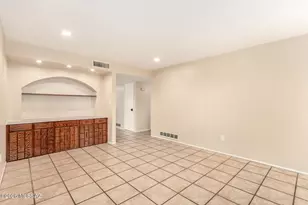 9024 E 30th St, Tucson, AZ 85710 - Photo 6