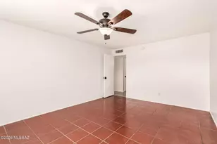 9024 E 30th St, Tucson, AZ 85710 - Photo 14
