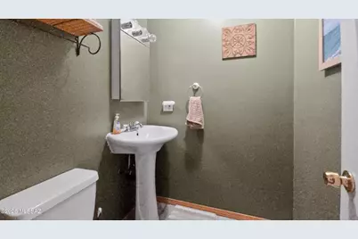 6464 N Six Gun Road, Willcox, AZ 85643 - Photo 10