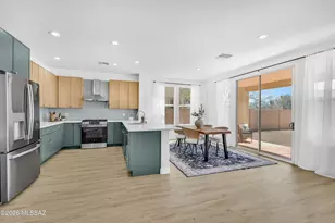 305 W Calle La Bolita, Sahuarita, AZ 85629 - Photo 2