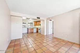 515 S La Canada Dr, Green Valley, AZ 85614 - Photo 8