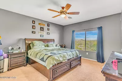 7689 E Fair Meadows Loop, Tucson, AZ 85756 - Photo 2
