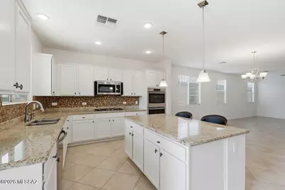 12088 N Meditation Drive, Marana, AZ 85658 - Photo 2