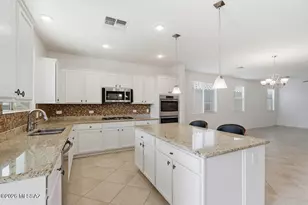 12088 N Meditation Dr, Marana, AZ 85658 - Photo 2