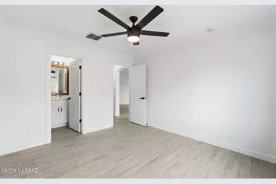 690 W Desert Blossom Drive, Green Valley, AZ 85614 - Photo 22