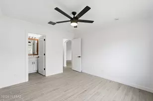 690 W Desert Blossom Dr, Green Valley, AZ 85614 - Photo 22