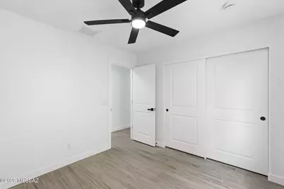 690 W Desert Blossom Drive, Green Valley, AZ 85614 - Photo 32