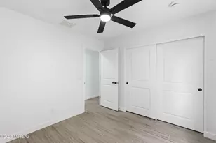 690 W Desert Blossom Dr, Green Valley, AZ 85614 - Photo 32