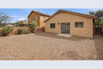 690 W Desert Blossom Drive, Green Valley, AZ 85614 - Photo 36
