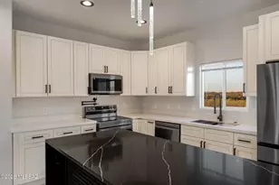 24 Camino Olympia, Rio Rico, AZ 85648 - Photo 10