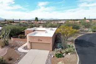 1811 W Placita De Las Fincas, Green Valley, AZ 85622 - Photo 2