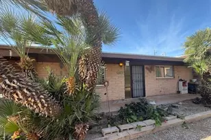 2823 N Eastgate Dr, Tucson, AZ 85712 - Photo 1