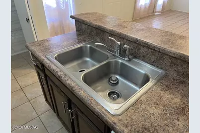 6640 E Calle La Paz, Tucson, AZ 85715 - Photo 12