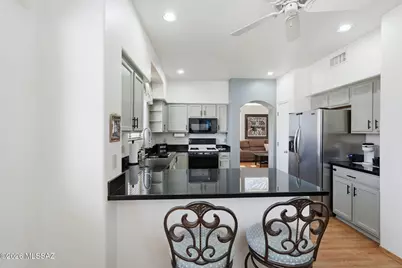 5152 E Calle Vista De Colores, Tucson, AZ 85711 - Photo 10
