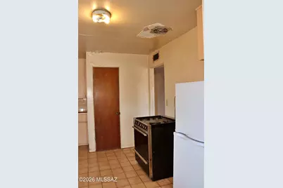 1321 E Miles Street, Tucson, AZ 85719 - Photo 18