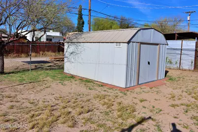 1321 E Miles Street, Tucson, AZ 85719 - Photo 10