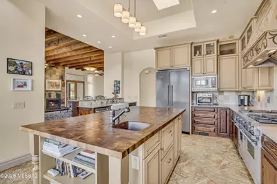 12797 N Sorrel Stallion Place, Marana, AZ 85658 - Photo 4