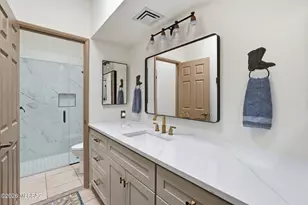 812 W Desert Hills Dr, Green Valley, AZ 85622 - Photo 32