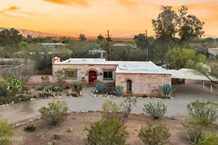 8802 E Buckboard Rd, Tucson, AZ 85749 - Photo 2