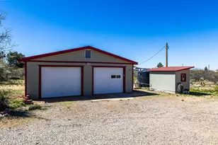 24261 E Shawnee Trail, Benson, AZ 85602 - Photo 8