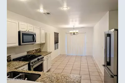 1678 E Saint Apollonia Street, Tucson, AZ 85713 - Photo 4