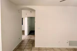 1678 E St Apollonia St, Tucson, AZ 85713 - Photo 10