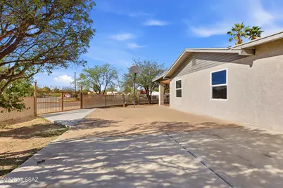 4024 E Santa Barbara Avenue, Tucson, AZ 85711 - Photo 28