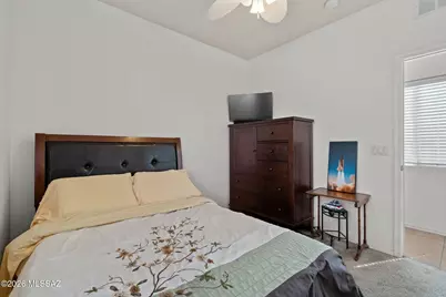 8120 N Wayward Star Drive, Tucson, AZ 85743 - Photo 18