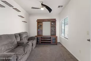 8120 N Wayward Star Dr, Tucson, AZ 85743 - Photo 22