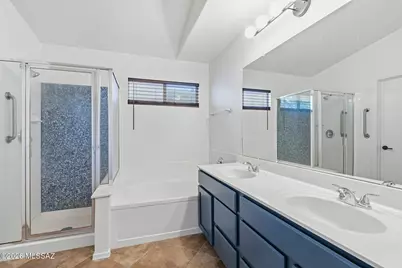 2626 W Desert Bluffs Court, Tucson, AZ 85742 - Photo 32