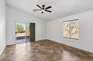 2626 W Desert Bluffs Ct, Tucson, AZ 85742 - Photo 8