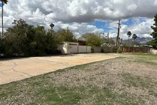 7711 E Lee St, Tucson, AZ 85715 - Photo 4