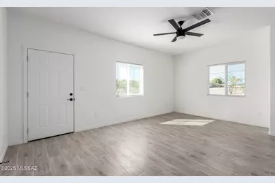 1931 W King Avenue, Tucson, AZ 85713 - Photo 4
