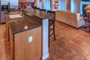 2212 E Bluejay Bluff Ln, Green Valley, AZ 85614 - Photo 12