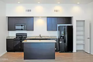 1828 S Math Quiz Dr, Tucson, AZ 85711 - Photo 10