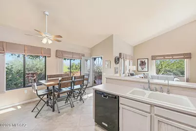 164 N Cobalt Drive, Green Valley, AZ 85614 - Photo 16