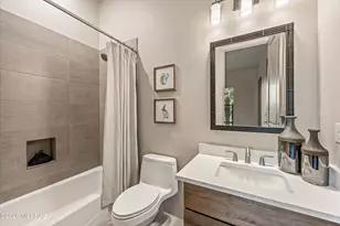 12406 N Durham Wash Dr, Marana, AZ 85658 - Photo 32