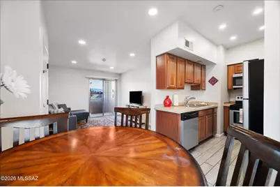 1810 E Blacklidge Drive #322, Tucson, AZ 85719 - Photo 12