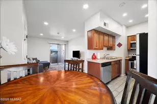 1810 E Blacklidge Dr, Tucson, AZ 85719 - Photo 12