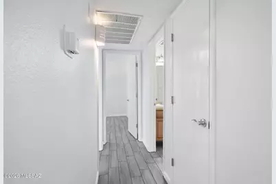 1810 E Blacklidge Drive #322, Tucson, AZ 85719 - Photo 16