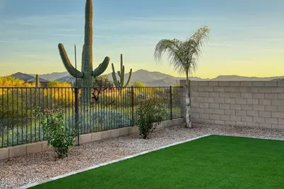 10702 N Cactus Point Drive, Tucson, AZ 85742 - Photo 32