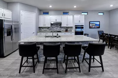 10702 N Cactus Point Drive, Tucson, AZ 85742 - Photo 6