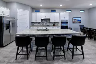 10702 N Cactus Point Dr, Tucson, AZ 85742 - Photo 6