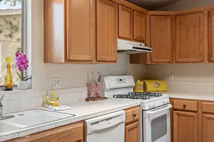 1961 S Tilting T Pl, Tucson, AZ 85713 - Photo 12