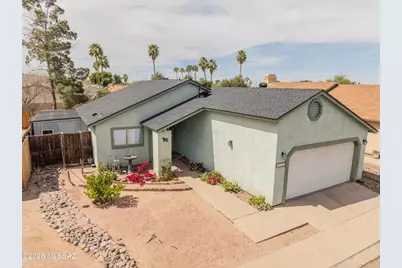 4731 N Courtney Drive, Tucson, AZ 85705 - Photo 2