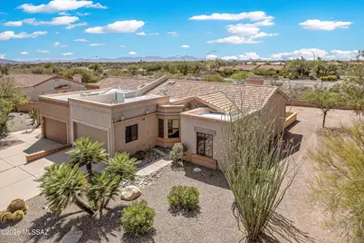 14045 N Desert Butte Drive, Oro Valley, AZ 85755 - Photo 1