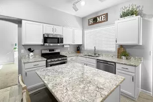 9006 E Autumn Sage St, Tucson, AZ 85747 - Photo 12