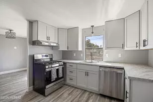 917 W Siglo Pl, Tucson, AZ 85705 - Photo 12